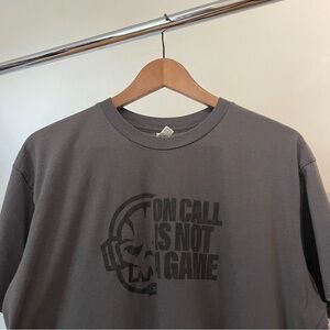 Men's Gray Graphic Tee